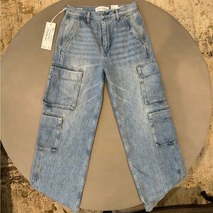 Aritzia Denim Forum 90’s Millie Hi-Rise Cargo. Size 26. BRAND NEW WITH TAGS